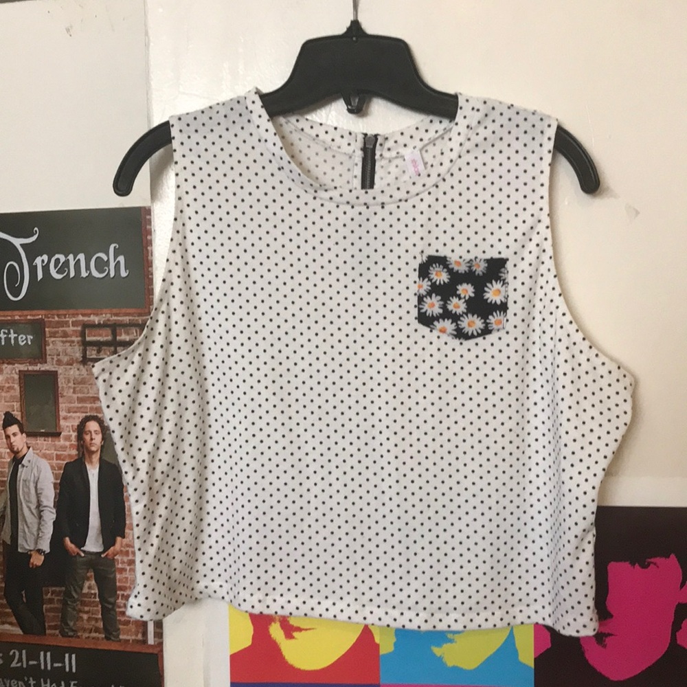 Xhilaration crop top